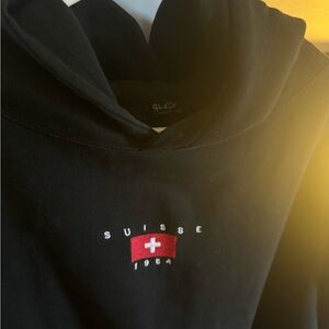 Brandy Melville suisse sweater